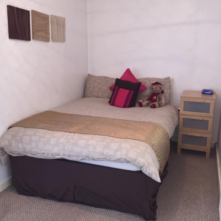 ניוקאסל Millennium Apartments חדר תמונה